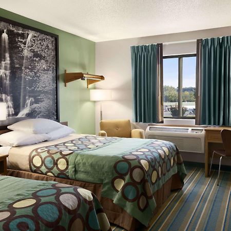 Super 8 By Wyndham Batesville Exterior foto